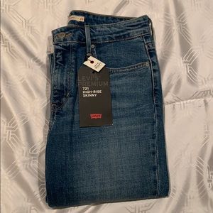 Levi’s Jeans